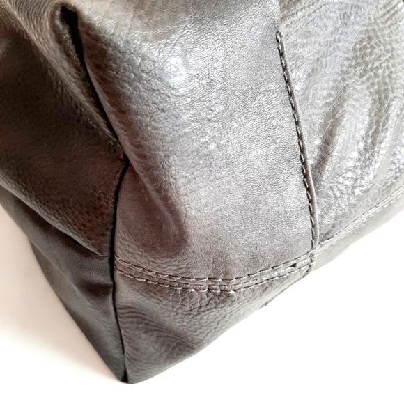 Chinese Laundry Hobo Bag - Picture 4 of 9